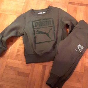 Army green puma set